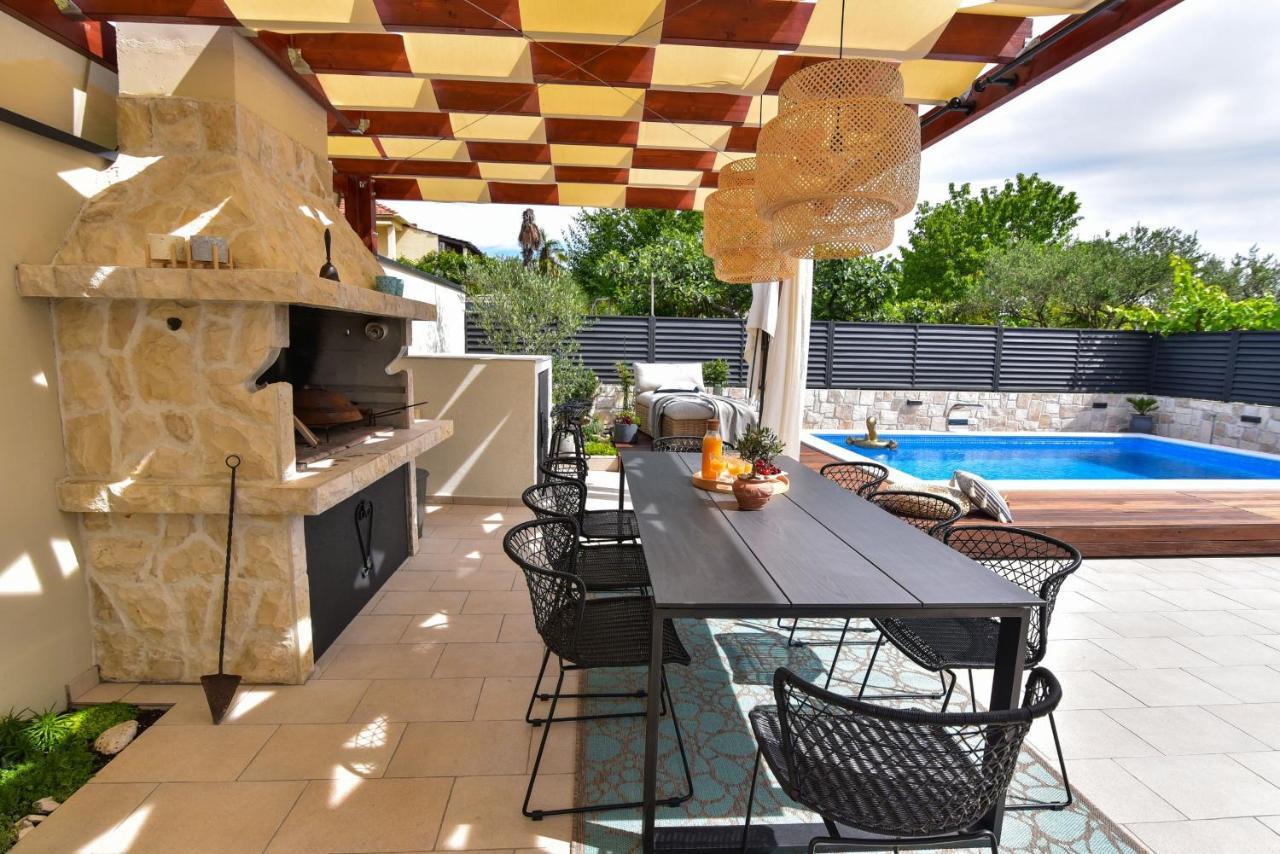 Villa Teuta Zadarvillas Exterior photo