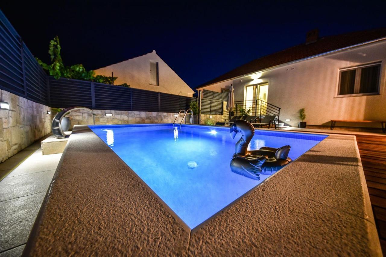 Villa Teuta Zadarvillas Exterior photo