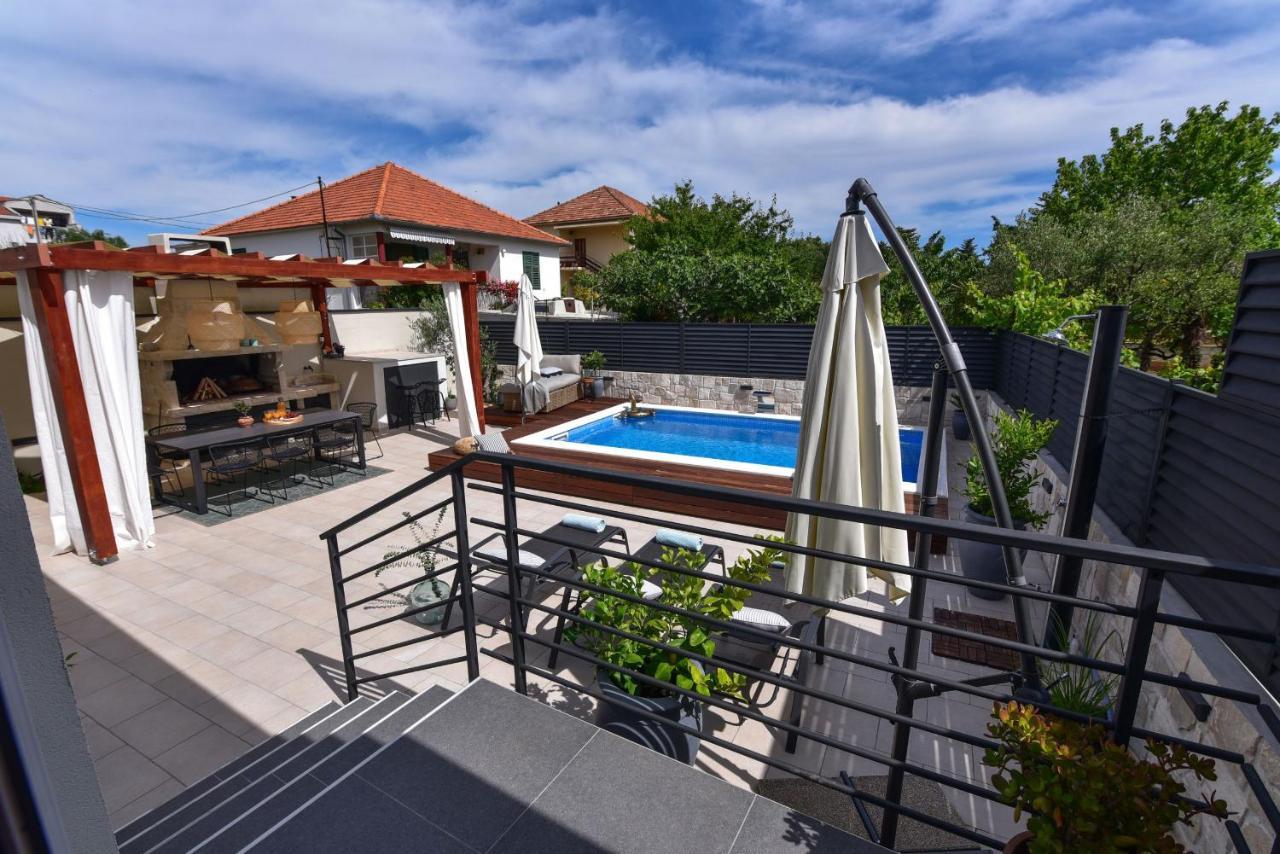 Villa Teuta Zadarvillas Exterior photo